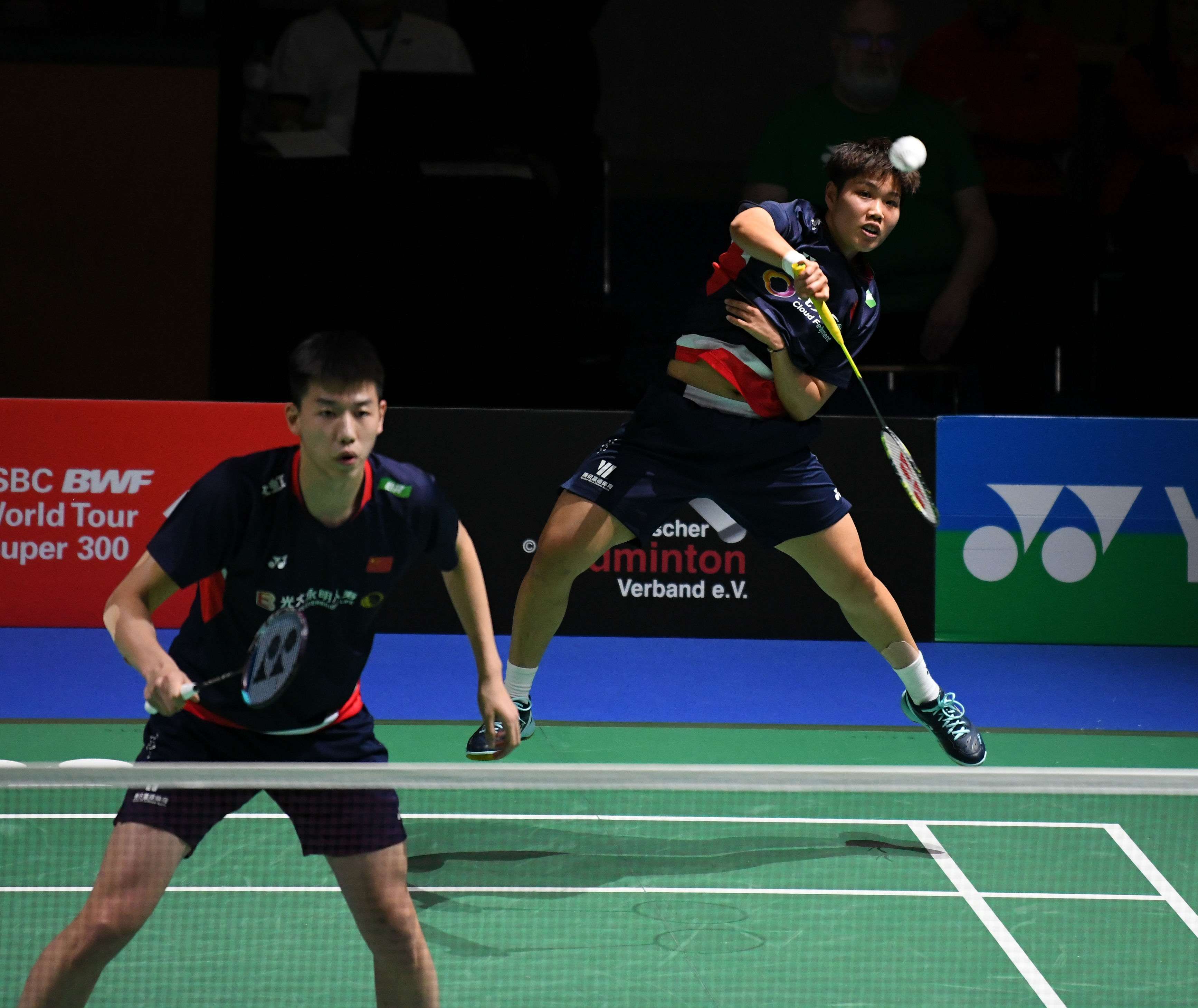 凯恩头球 凯恩头球